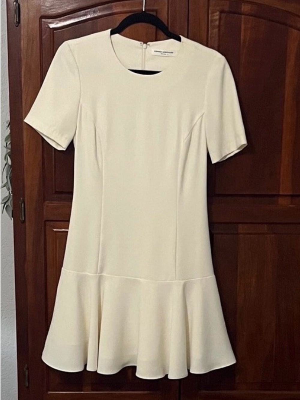 Amanda Uprichard Cream Short Sleeve Flounce Hem Mini Dress